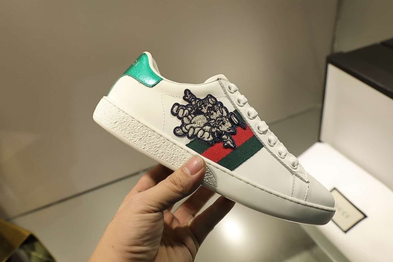 Gucci Casual Shoes